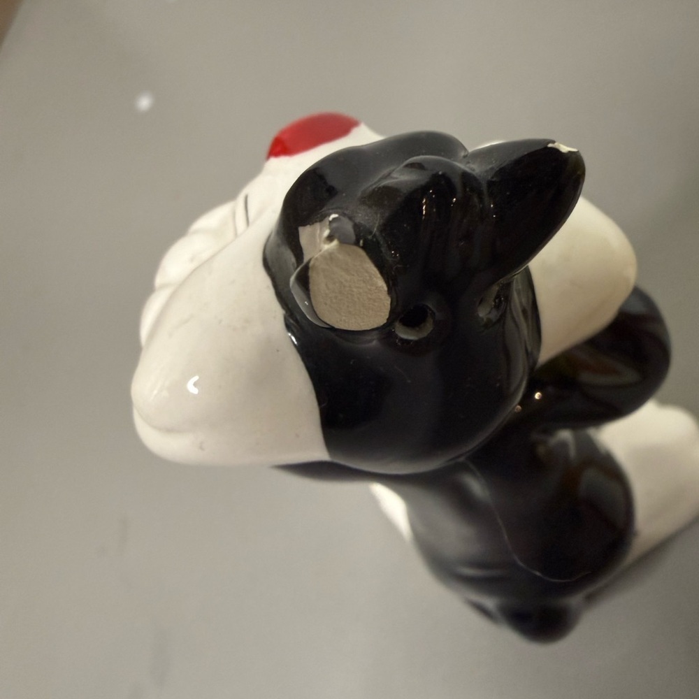 Sylvester & Tweety Salt & Pepper Shakers Warner Bros. 1993 - Picture 5 of 6